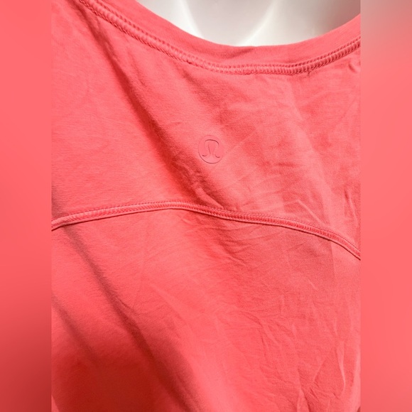 Lululemon “To The Point Tank “Glossy Pink asymmetrical - Picture 6 of 9
